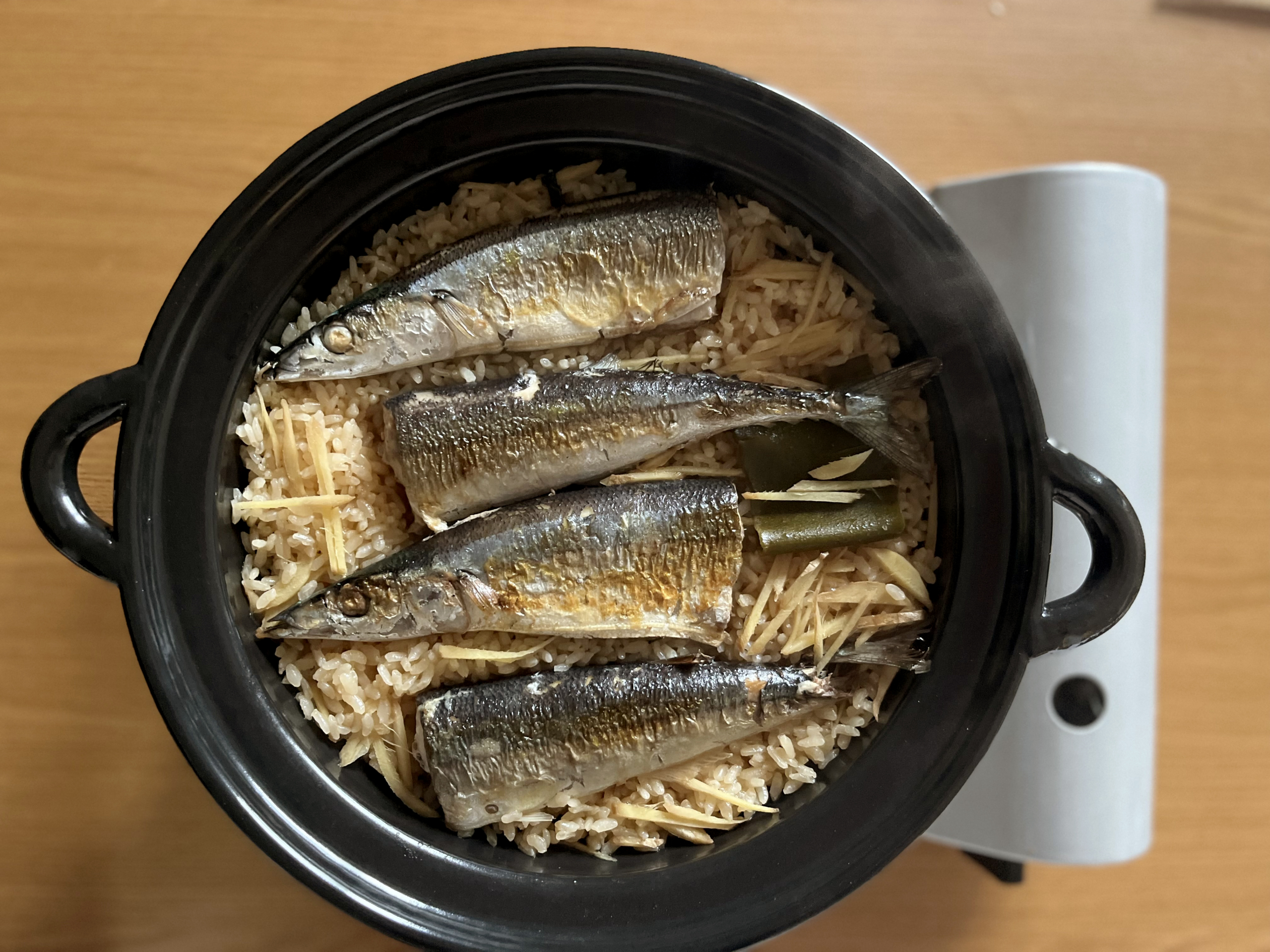 さんまご飯の炊き上がり