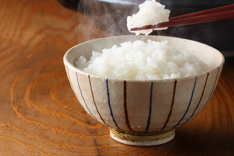 炊いたご飯イメージ
