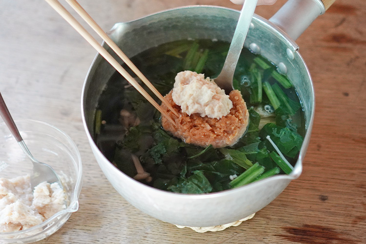 お味噌汁に加える